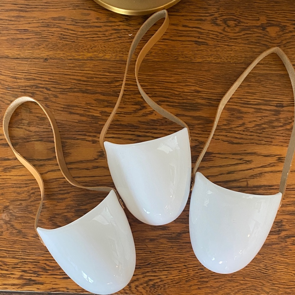 3 Ceramic White Succulent Planters Suede Straps Hanging Wall Pockets